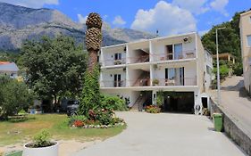 Studio Tucepi 6695B